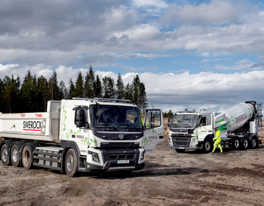 Elektrische Volvo FM en FMX getest bij bouwtransporteur