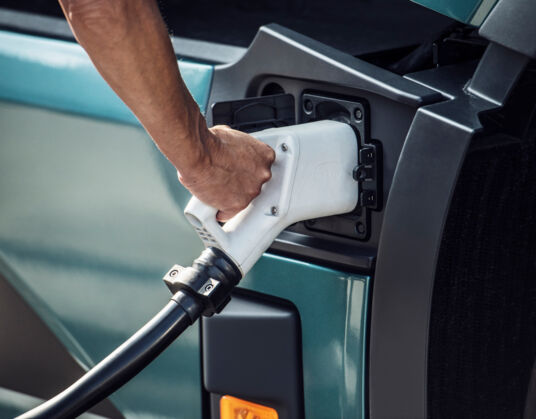 Hoe krijgt u in 2026 subsidie voor laadpalen voor elektrische trucks?