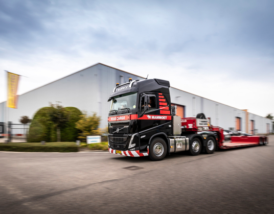 Mammoet Road Cargo vernieuwt wagenpark met 35 Volvo-trucks