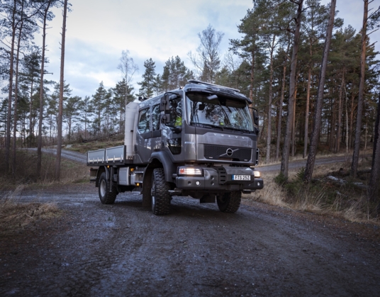 Nieuwe Volvo FL 4x4 sterker dan ooit