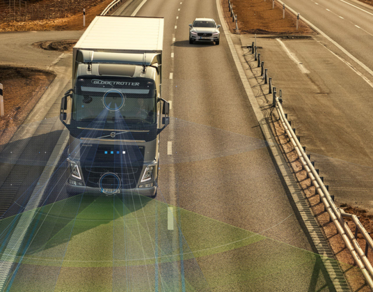 Integratie Volvo Dynamic Steering met ondersteunende systemen voor meer veiligheid