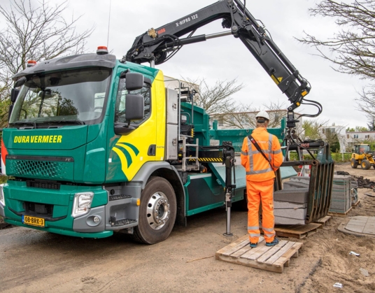 Vrijbloed en Dura Vermeer rijden met Volvo FE Electric