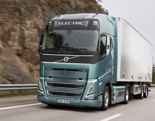 Volvo FH Electric is ‘International Truck of the Year 2024’