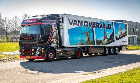 Transport van Overveld bespaart brandstof met vernieuwde Volvo FH I-Save