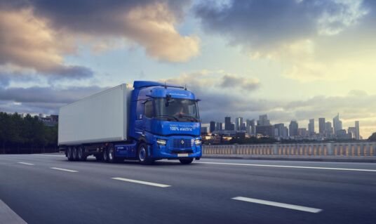 Lease de Renault Trucks E-Tech T & D nu extra voordelig