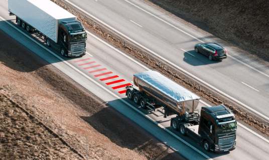 Volvo Trucks helpt chauffeurs afstand te houden met Distance Alert