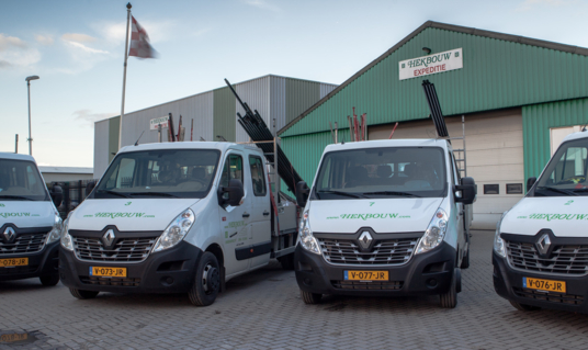 Hekbouw BV neemt negen Renault Masters in gebruik