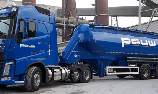 Eerste Volvo LNG-trucks in Nederland