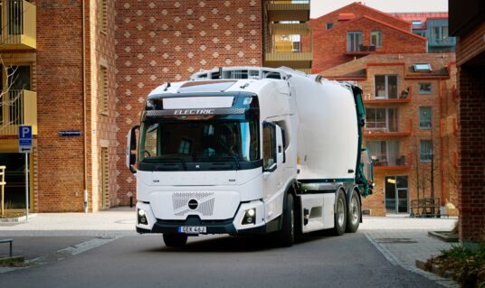 Nieuwste generatie elektrische Volvo-trucks op IFAT 2026