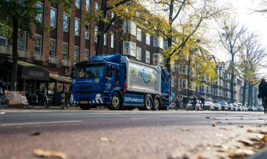 Renewi zamelt afval in met Volvo FE Electric