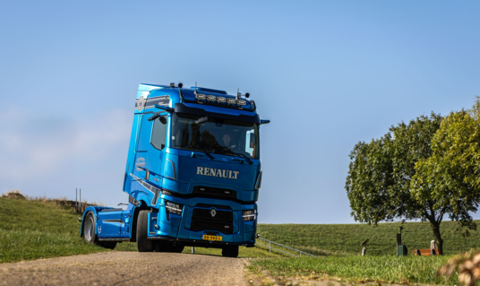 Exclusieve Renault Trucks T High voor Hannewijk Transporten