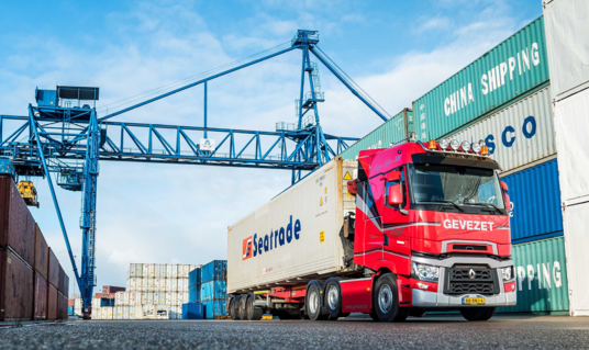 Renault Trucks T High voor Gevezet Internationaal Transport