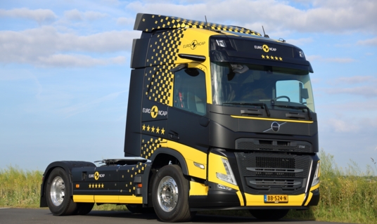 Korting op vrachtwagenverzekering met Euro NCAP-pakket