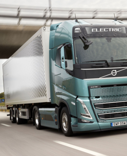 Elektrisch in opmars: Volvo Trucks behoudt zijn leidende positie