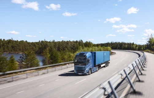 Volvo FH Fuel Cell Electric driving