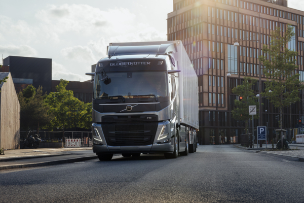 bluekens-volvo-fm-heftruck bluekens-volvo-fm-heftruck