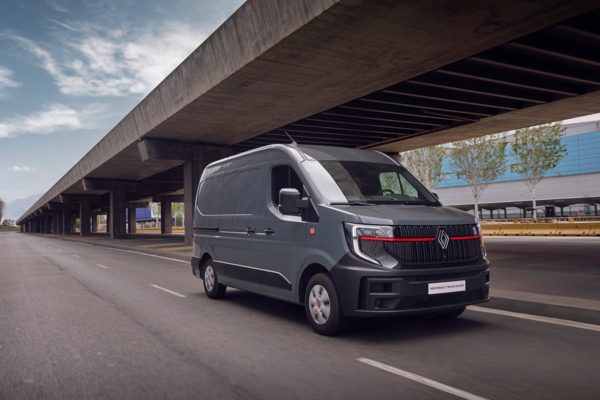 Bluekens-Renault-Master-NEW-26