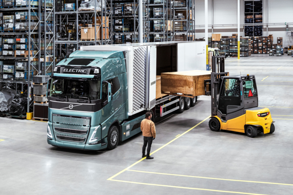 Bluekens-Volvo-Electric-FH-01 Bluekens-Volvo-Electric-FH-01